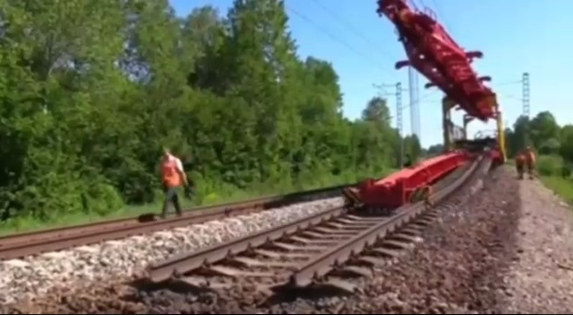 “Бункерний дід Володько довикабелювався”: Подивіться як Литва відреагувала на погрози Кремля (Відео)