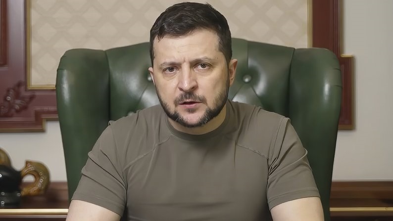 “Прошу не приймати без мене подібних рішень”: Зеленський різко відреагував на заборону виїзду з місця проживання