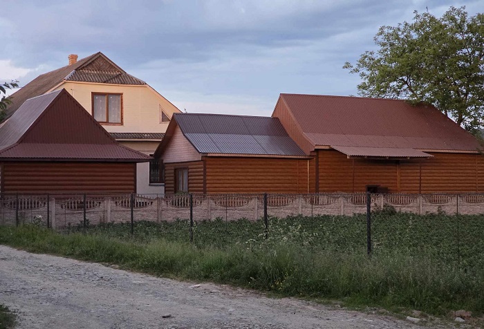 А я і не вірив. Ніколи б не повірив. Не сумнівався у тобі. Ось тільки тато зробив аналіз ДНК. Артем не його онук, а отже, не мій син.